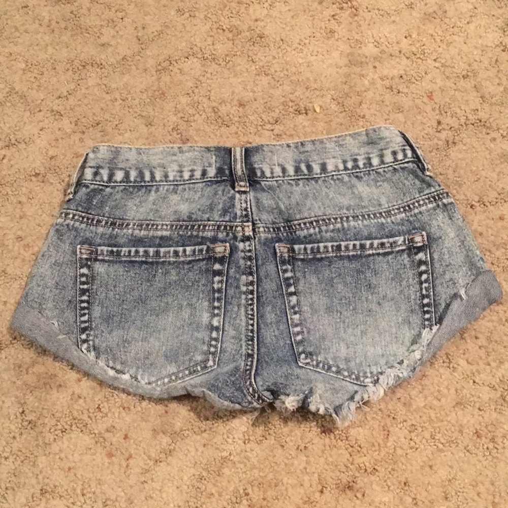 Jean Shorts - Picture 2 of 2